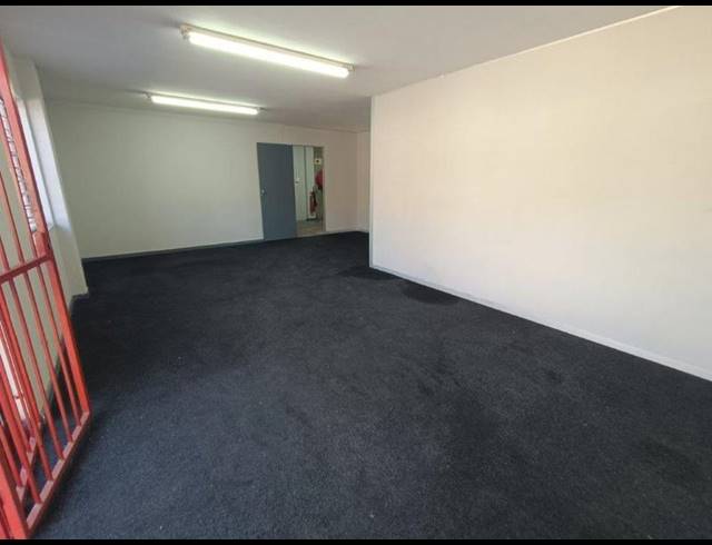 INDUSTRIAL PROPERTY TO RENT IN SAMRAND BUSINESS PARK